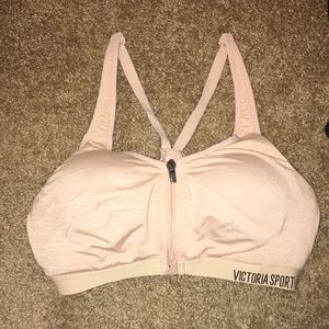 Victoria Sport Padded Sports Bra